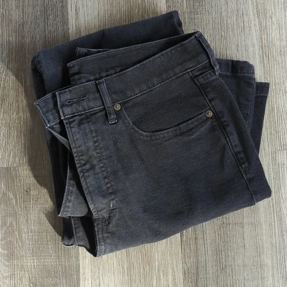 Gap Flare High Rise - Picture 6 of 6